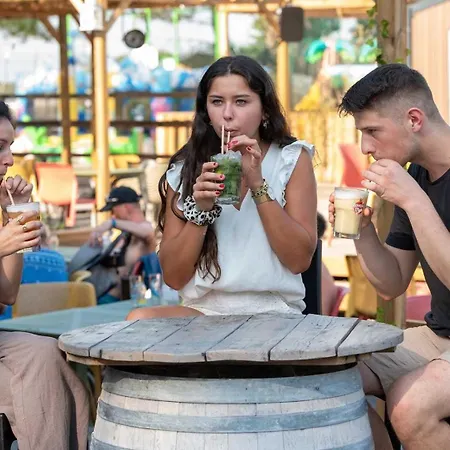 4 Etoiles - Parc Aquatique - Eeic0i بيسكاروس