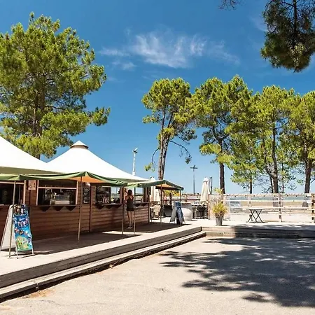 Κάμπινγκ 4 Etoiles - Parc Aquatique - Eeic0i